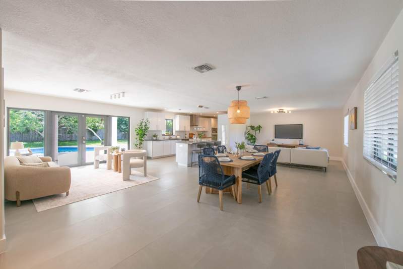 4 bedroom SingleFamilyResidence at 16670 SW 90th Avenue, Cal Neg Homes, Palmetto Bay — photo 5