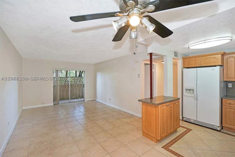 2 bedroom Condominium at 8500 SW 109 Ave 6-102, Courtyards At Kendall, Miami — photo 4