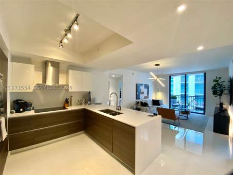 301 Altara Ave 805, Coral Gables FL - photo 9 of 19