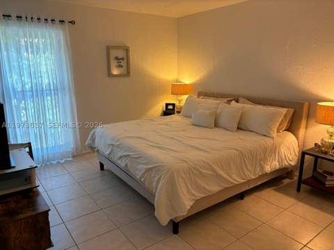 6884 N Kendall Dr C407, Pinecrest FL - photo 8 of 10
