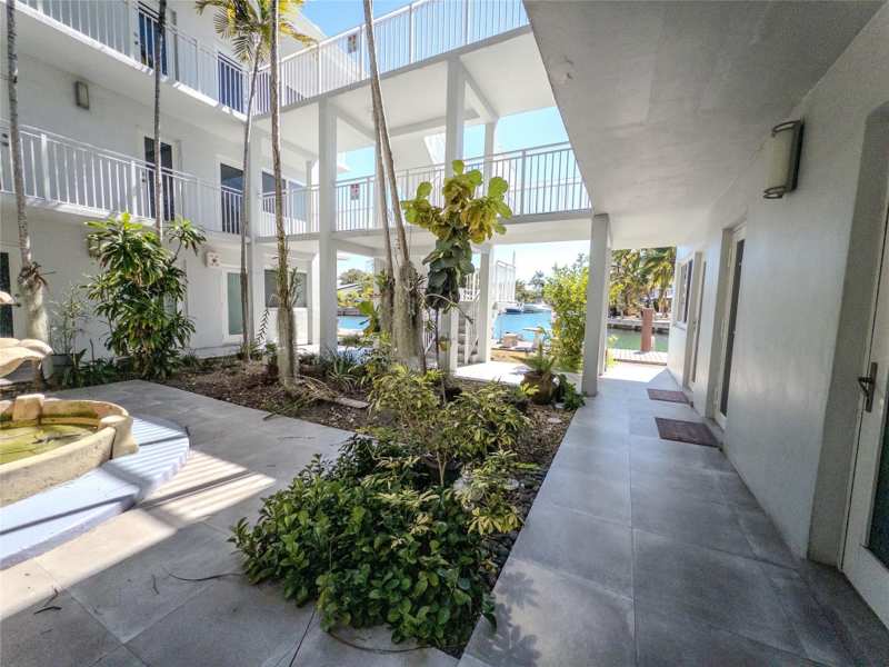 2 bedroom Condominium at 2430 NE 135th Street 302, Keystone Gardens, North Miami — photo 1