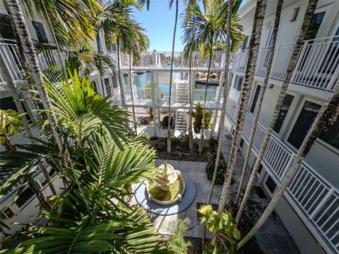 2430 NE 135th Street 302, North Miami FL - photo 17 of 23