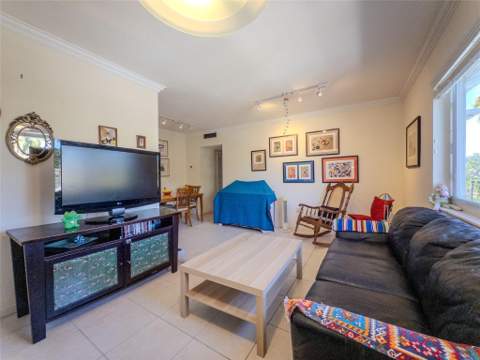 2430 NE 135th Street 302, North Miami FL - photo 8 of 23