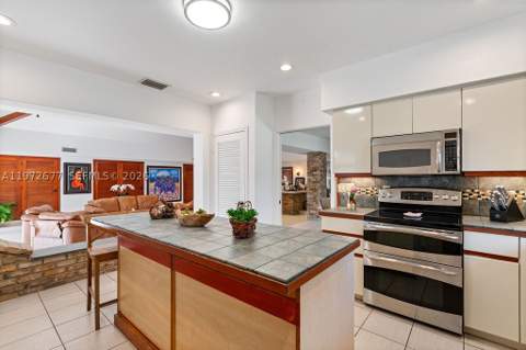 13780 SW 73rd Ct, Palmetto Bay FL - photo 21 of 61