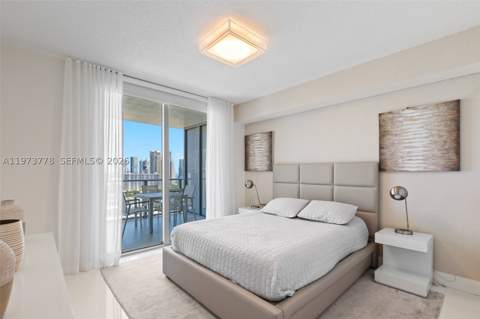 300 Sunny Isles Blvd 4-1705, Sunny Isles Beach FL - photo 16 of 55