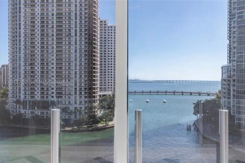 300 Biscayne Blvd Way 903, Miami FL - photo 10 of 84