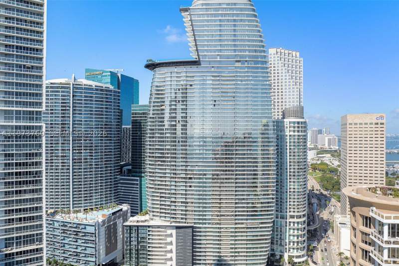 2 bedroom Condominium at 300 Biscayne Blvd Way 903, Aston Martin Residences, Miami — photo 2