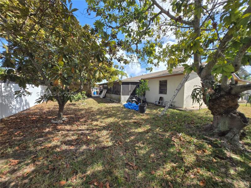 4 bedroom SingleFamilyResidence at 13377 SW 46th Ln, San Sebastian Unit No 5, Miami — photo 5