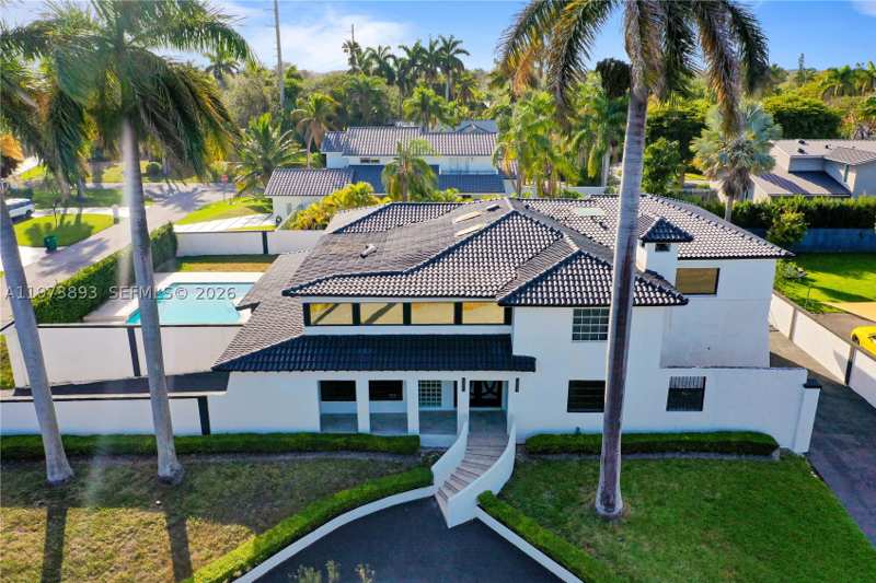 4 bedroom SingleFamilyResidence at 17740 SW 83rd Ave, Old Cutler Shores, Palmetto Bay — photo 1