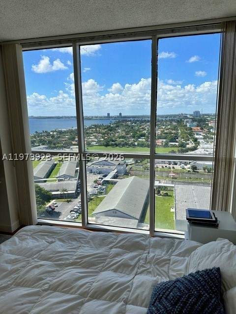 7601 E Treasure Dr 1905, North Bay Village FL - photo 12 of 16