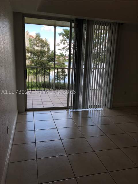 10710 NW 66th St 210, Doral FL - photo 7 of 38