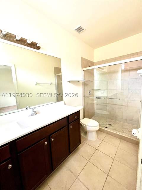 9271 W 33rd Ln, Hialeah FL - photo 10 of 23