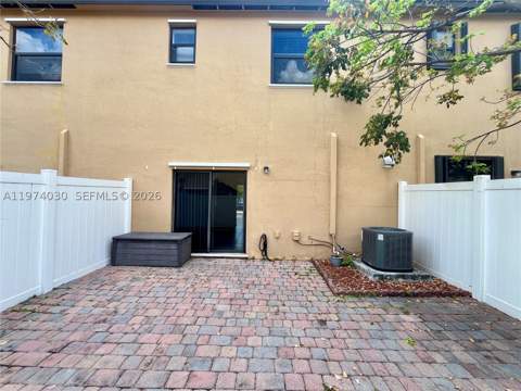 9271 W 33rd Ln, Hialeah FL - photo 19 of 23
