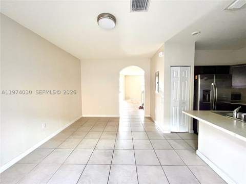 9271 W 33rd Ln, Hialeah FL - photo 7 of 23