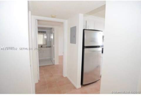 1688 West Ave 1107, Miami Beach FL - photo 13 of 23