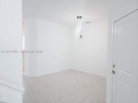 1363 NW 208th Ter, Miami Gardens FL - photo 6 of 62