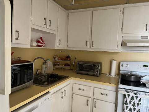20500 W Country Club Drive 416, Aventura FL - photo 6 of 14