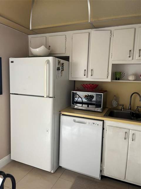 20500 W Country Club Drive 416, Aventura FL - photo 8 of 14