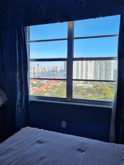 2851 NE 183 2203-05, Aventura FL - photo 10 of 22