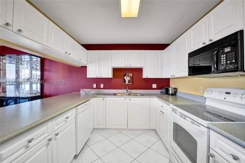 17700 N Bay Rd 805, Sunny Isles Beach FL - photo 14 of 60