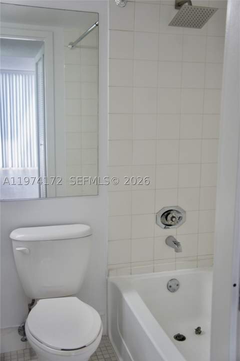 7601 E Treasure Dr 1406, North Bay Village FL - photo 19 of 20