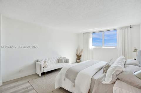 19380 Collins Ave 718, Sunny Isles Beach FL - photo 14 of 33