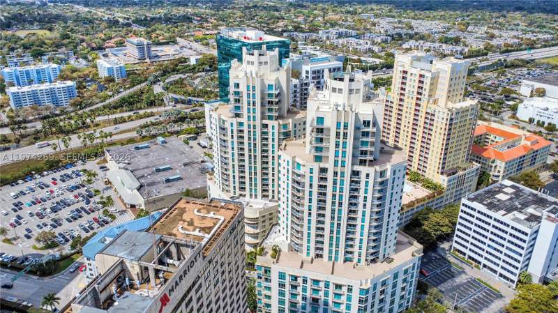 2 bedroom Condominium at 9066 SW 73rd Ct 203, Metropolis II At Dadeland, Miami — photo 3