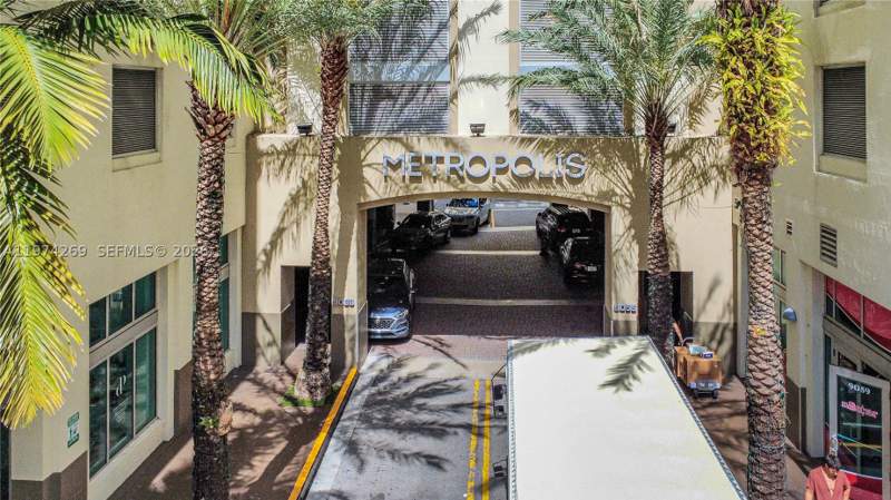 2 bedroom Condominium at 9066 SW 73rd Ct 203, Metropolis II At Dadeland, Miami — photo 4