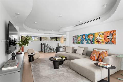 5261 NE 5th Ave, Miami FL - photo 11 of 31
