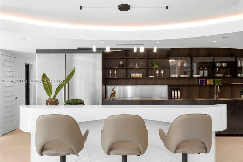 5 bedroom SingleFamilyResidence at 5261 NE 5th Ave, Bayshore Plaza Unit No 6, Miami — photo 5