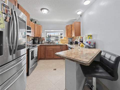 12689 NW 10th Way, Miami FL - photo 12 of 35