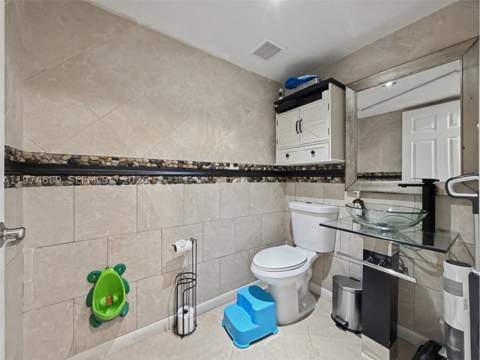 12689 NW 10th Way, Miami FL - photo 13 of 35