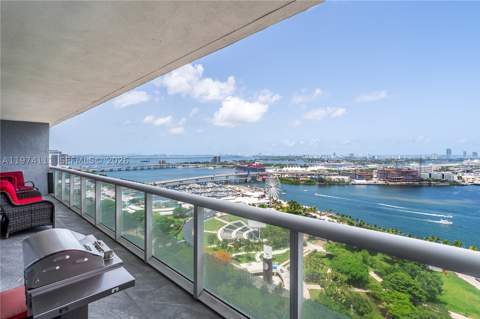 50 Biscayne Blvd 3106, Miami FL - photo 13 of 33