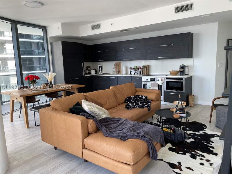 2 bedroom Condominium at 45 SW 9th St 1206, Brickell Heights East Con, Miami — photo 3