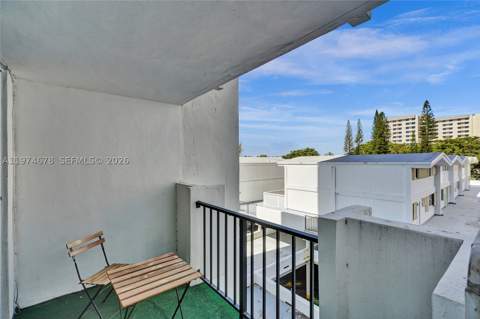 2750 NE 183rd St 406, Aventura FL - photo 12 of 24