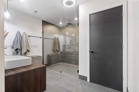14412 Rosewood Rd, Miami Lakes FL - photo 12 of 56