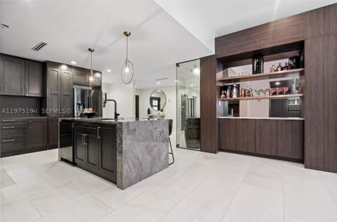 14412 Rosewood Rd, Miami Lakes FL - photo 13 of 56