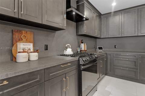 14412 Rosewood Rd, Miami Lakes FL - photo 17 of 56