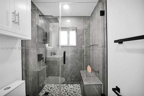 1021 NE 82nd Ter, Miami FL - photo 21 of 49