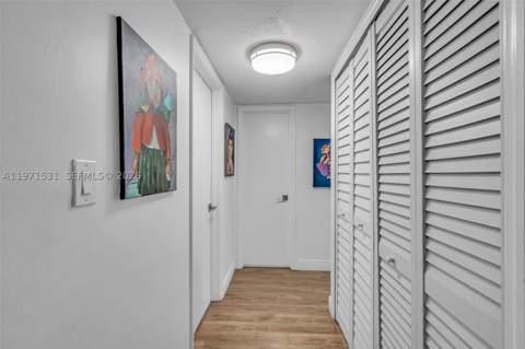 100 Ocean Lane Dr 301, Key Biscayne FL - photo 10 of 20