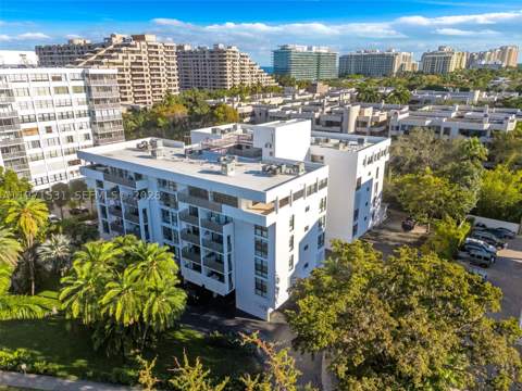 100 Ocean Lane Dr 301, Key Biscayne FL - photo 20 of 20