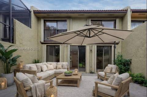 3905 Adra Ave J-46B, Doral FL - photo 20 of 25