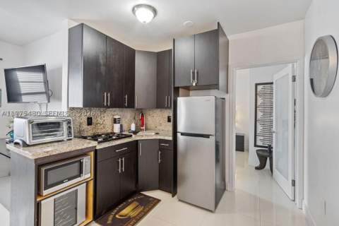 335 Ocean Dr 310, Miami Beach FL - photo 6 of 6