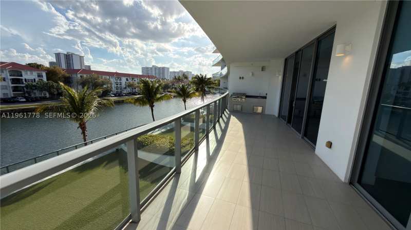 3 bedroom Condominium at 3250 NE 188th St 204, Echo Condo, Aventura — photo 1