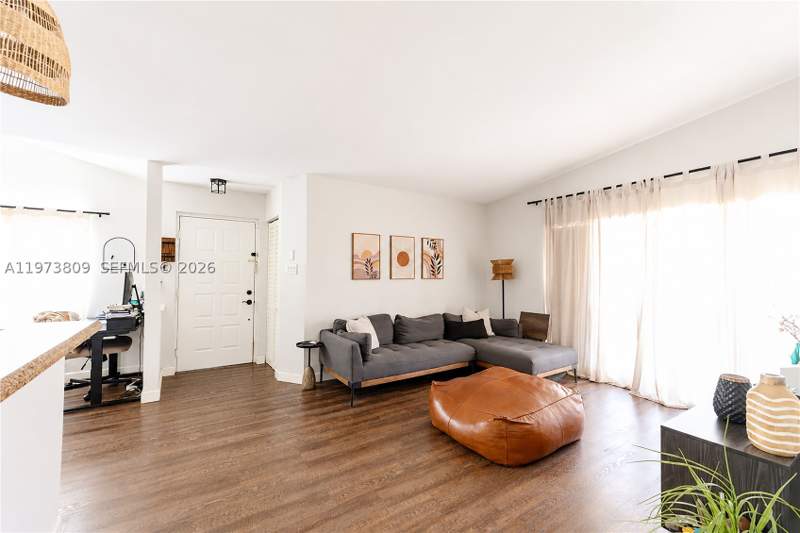 2 bedroom Condominium at 10630 SW 157th Ct 202, Royal Palm Place, Miami — photo 4