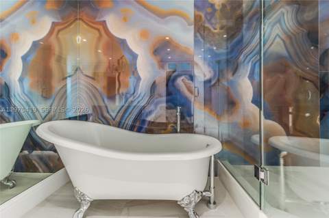 1455 Ocean Dr 1607, Miami Beach FL - photo 17 of 25