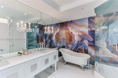 1455 Ocean Dr 1607, Miami Beach FL - photo 8 of 25