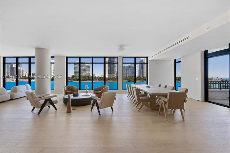 7 bedroom Condominium at 7043 Fisher Island Dr 7043, Palazzo Del Sol/Della Lun, Miami Beach — photo 4