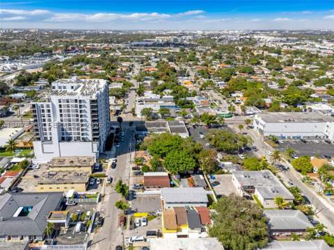 1613 NW 16th St E, Miami FL - photo 19 of 29