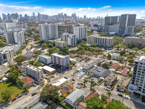 1613 NW 16th St E, Miami FL - photo 23 of 29